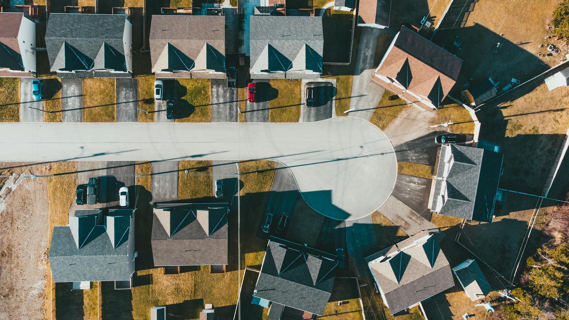 Palm Lake Elementary School — homes and neighborhoods in the attendance zone